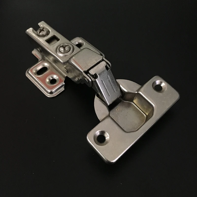 cabinet door fixed on soft close hinge