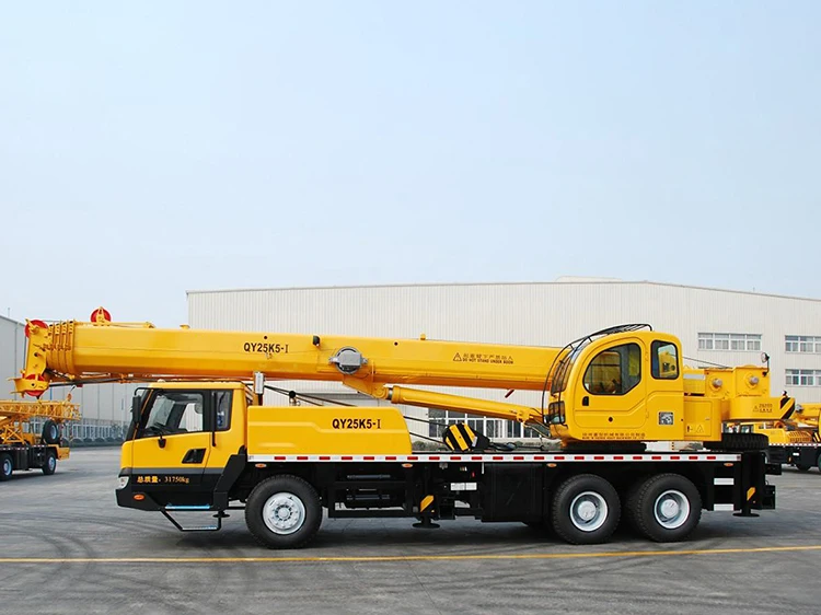 Chinese Telescopic Boom New XCT25L5_Y Right Hand Drive RHD 25 Ton Hydraulic Mobile Truck Crane