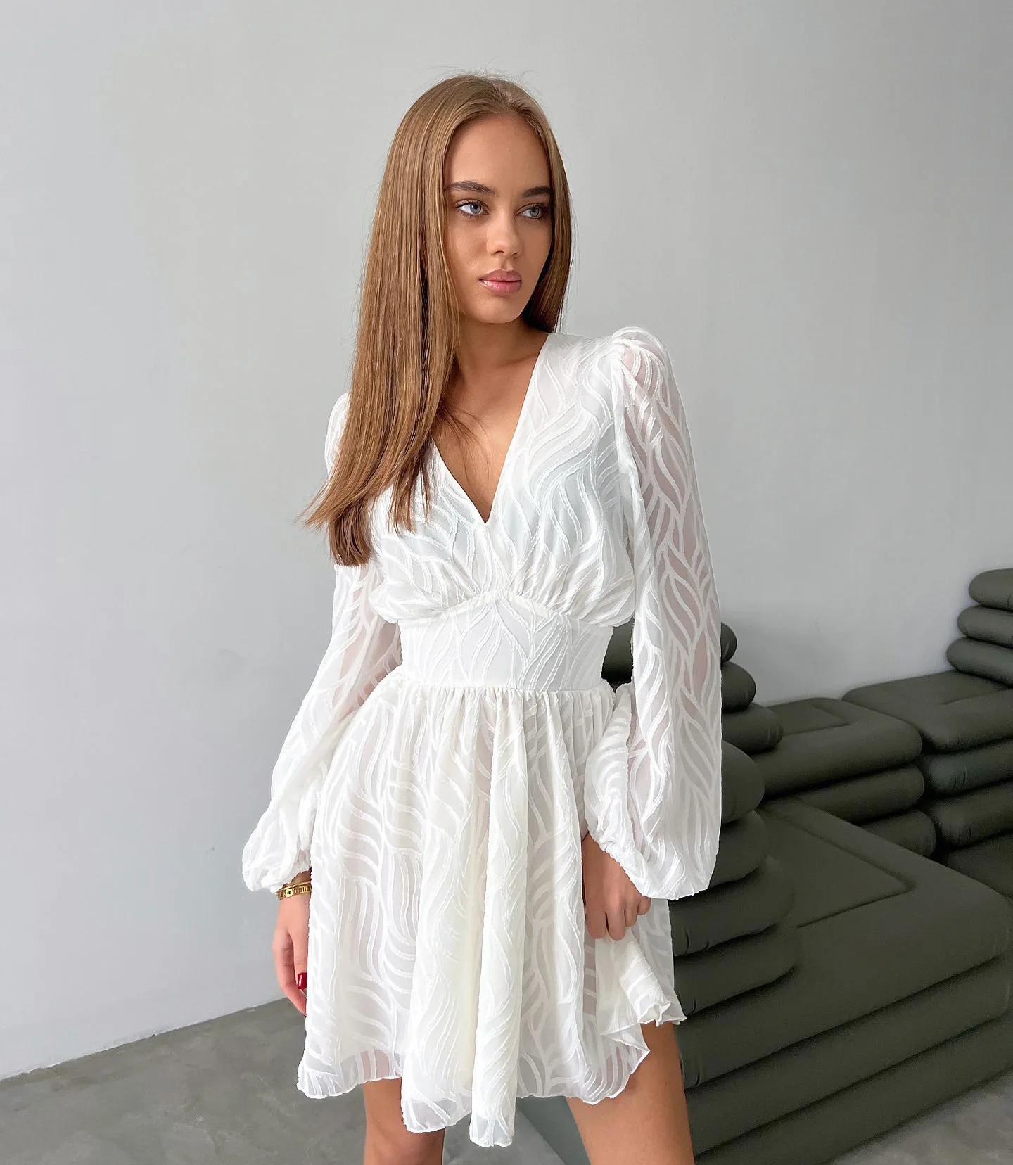 ihoov women dresses French Jacquard A Line Skirt Long sleeved Short Skirt