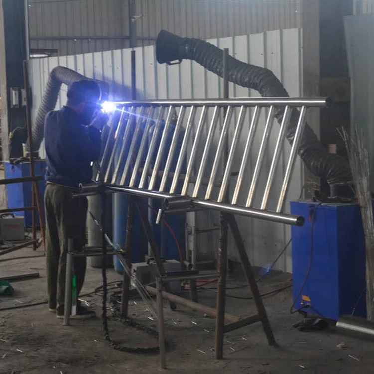 Factory Produced Strong Steel Traffic Safety Barrier Guardrail for Bridge Protection