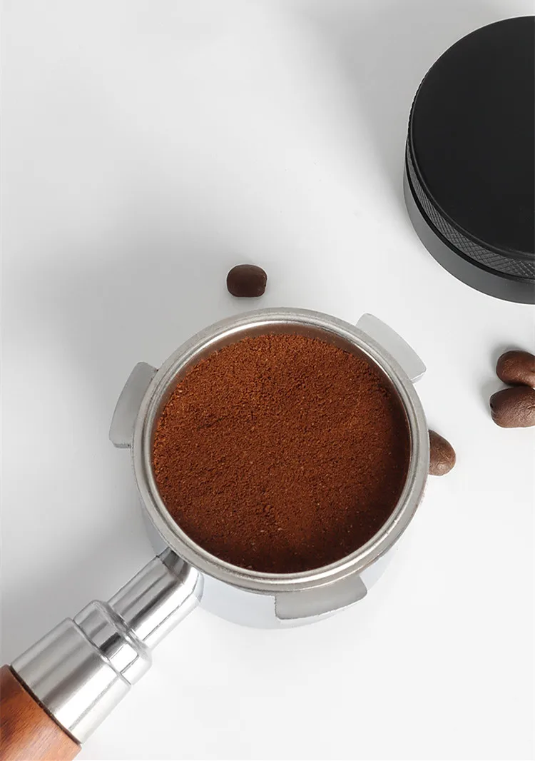 Multifunctional stainless steel macaron coffee cloth machine powder hammer flat powder machine 58mm coffee powder hammer
