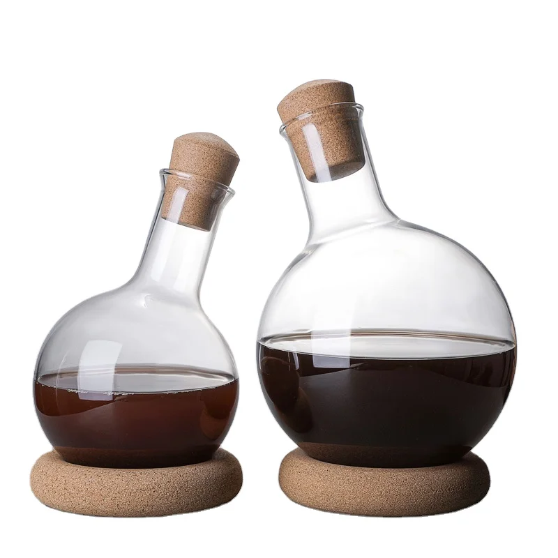 Wine Decanter Set 1000ml 2000ml Wine Decanter with wooden base Lead-Free  Glass Blown Hand Perfect for Home Bar and Parties
