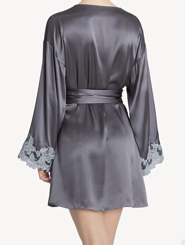Wholesale western design high quality sexy sleepwear women lace robe short style hot sexy silk sleepwear