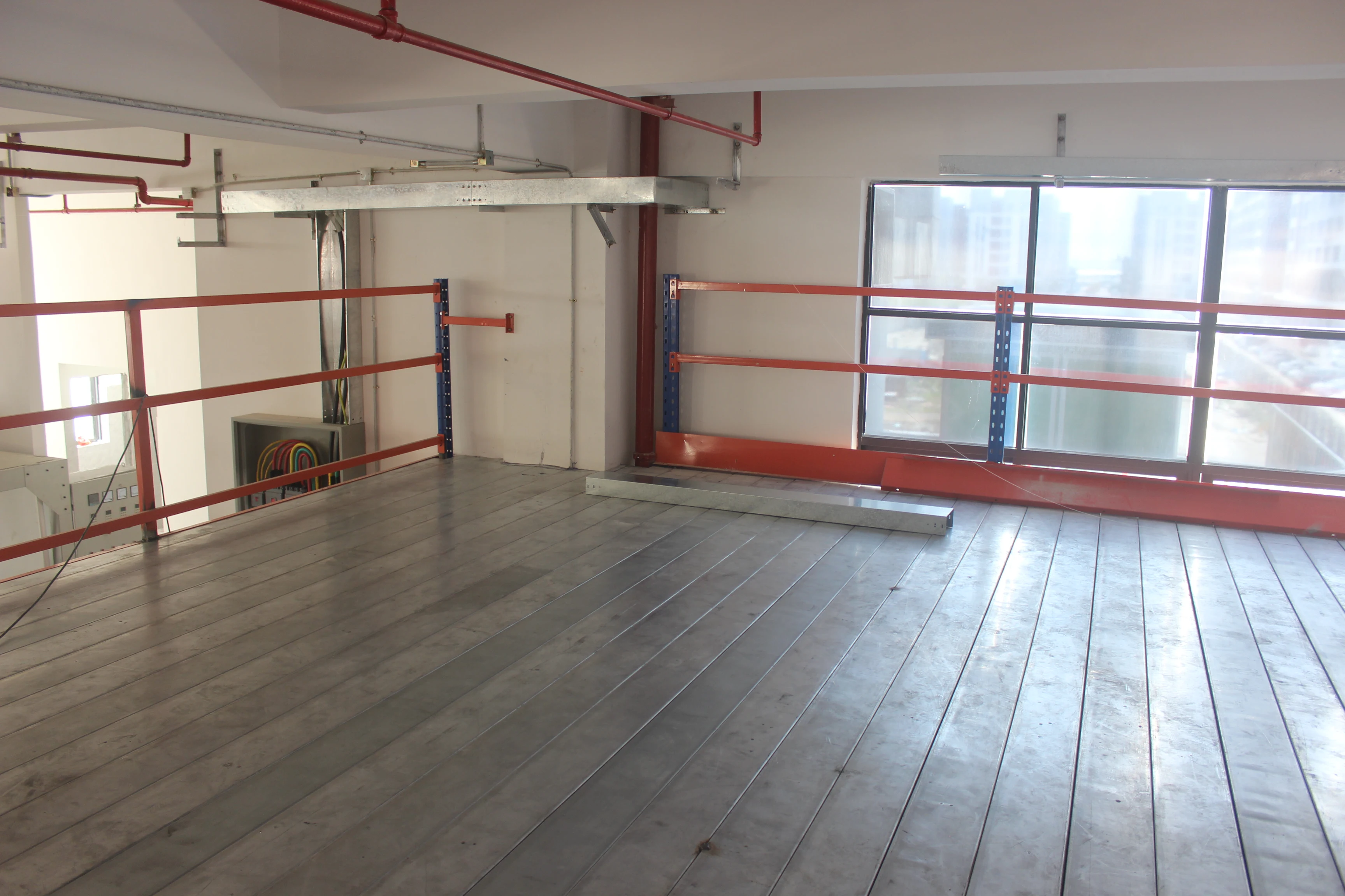 Manufacture Power Coated Steel  Attic Platform Eco-friendly Heavy Duty Metal Industrial Warehouse Storage Mezzanine System