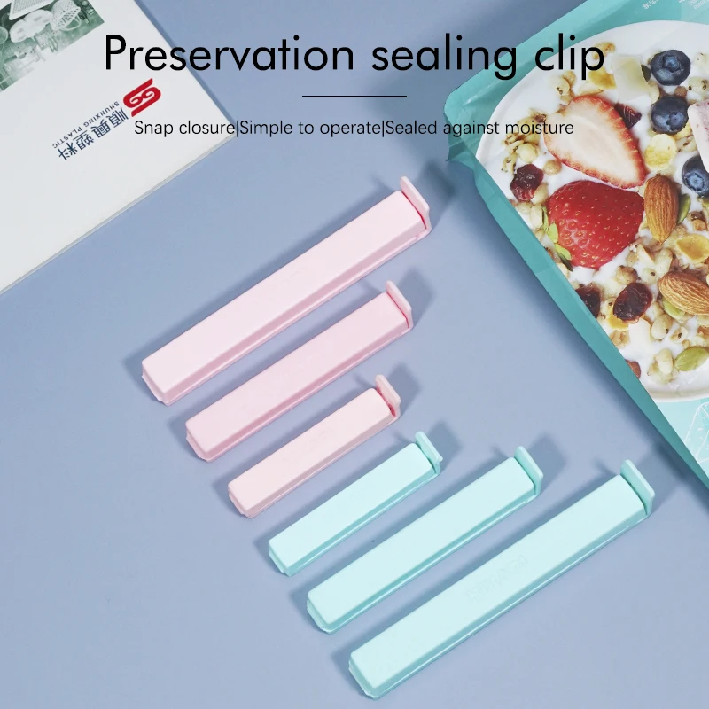 Midium size wholesale custom LOGO colorful plastic sealing clip for food at low price