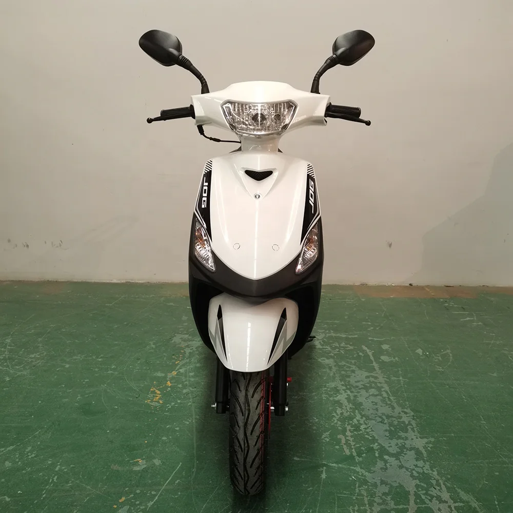 Max Speed 85km/h QG China Factory 150cc Gas Motor Adult Scooter Motorcycle with EPA Certificate