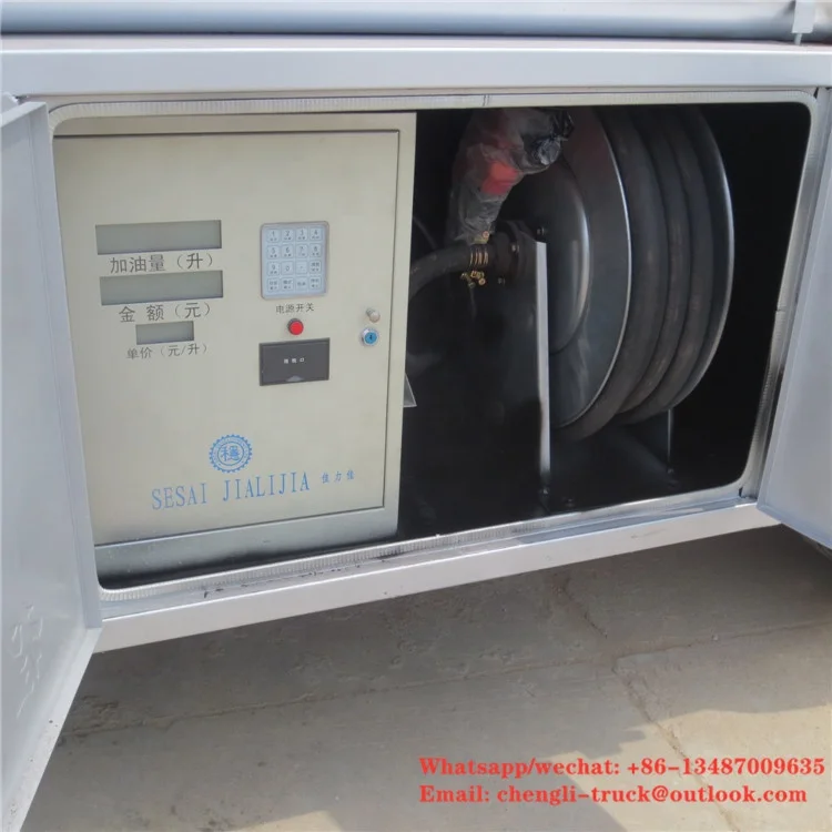 Foton fuel tank truck 6 wheel 108hp small 5000L fuel truck for sale