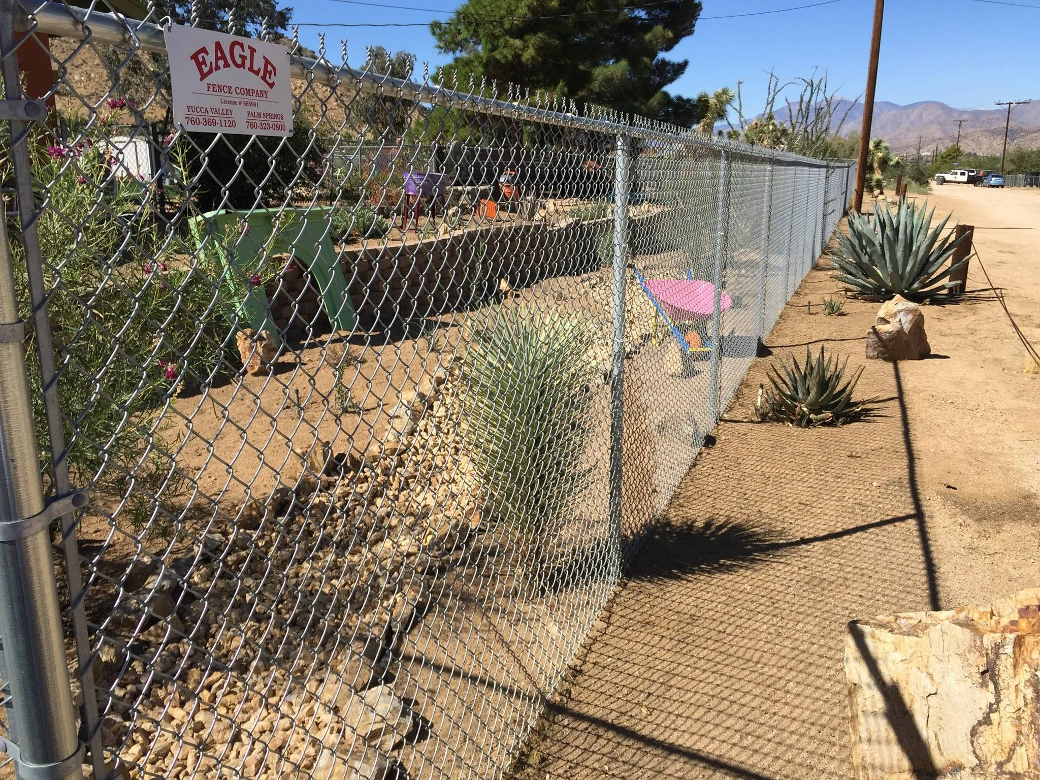 Budget Friendly 6x50 Feet Roll  Decorative Cyclone Fence Chain Link Fence for sale