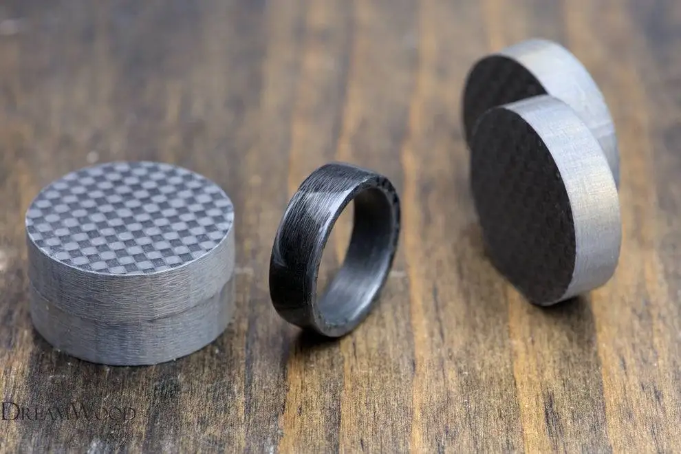 Carbon fiber ring