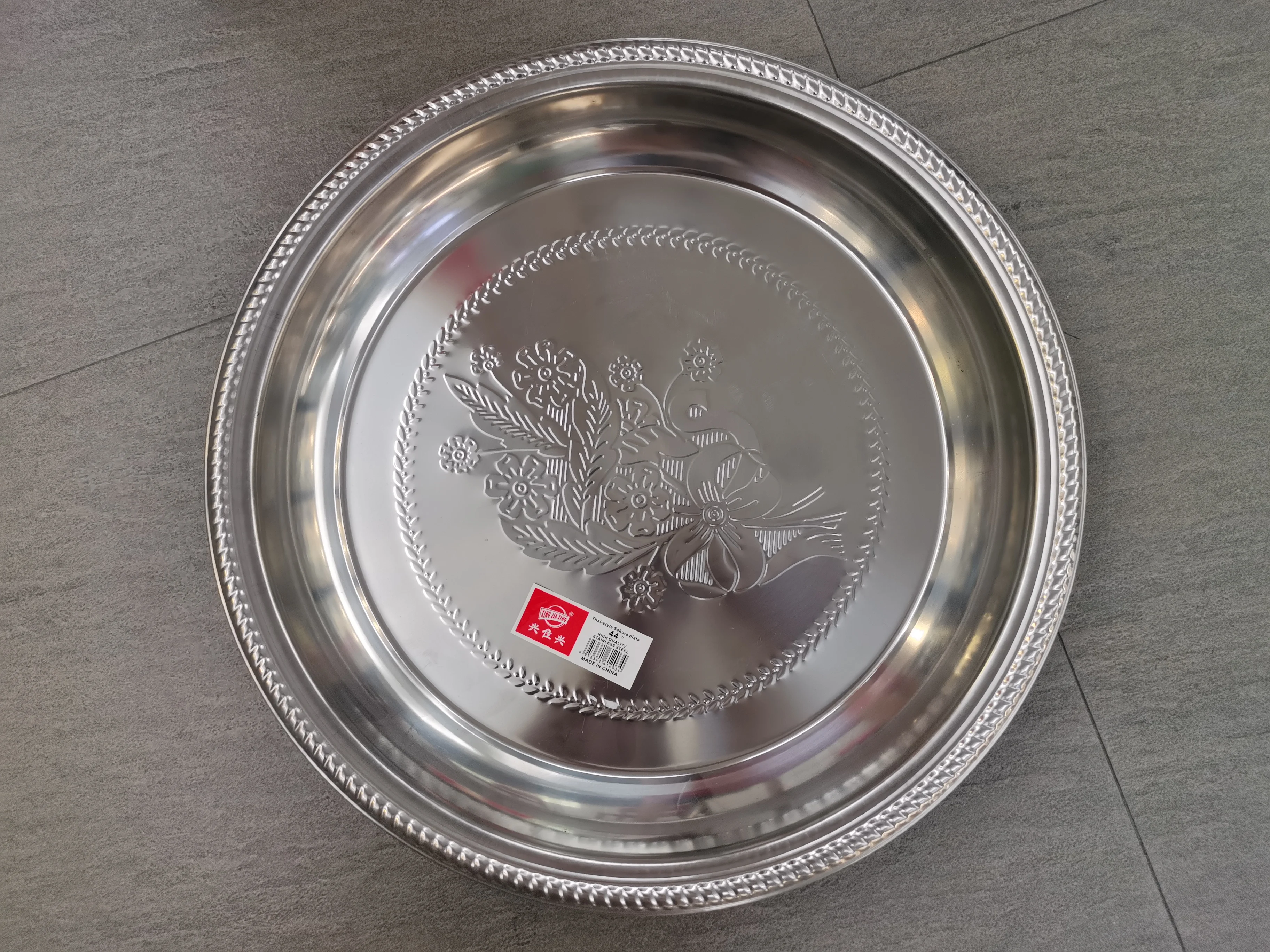 Cherry blossom plate of stainless steel plate Stainless steel Thai faceplate embossing Thai restoring ancient ways round tray ho