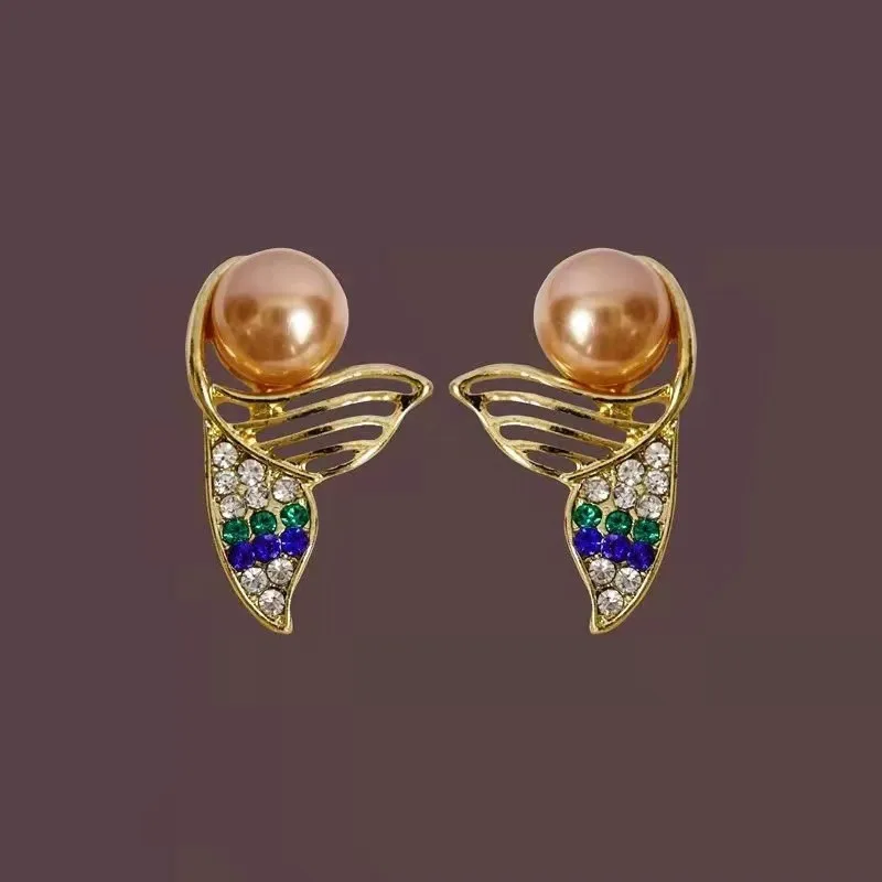 Autumn New Arrived Gold Plated Pearl Stud Earring Luxury Bling Crystal Mermaid Nail Earrings for Women Jewelry