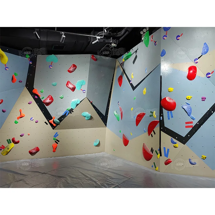 Bouldering Wall-4.jpg