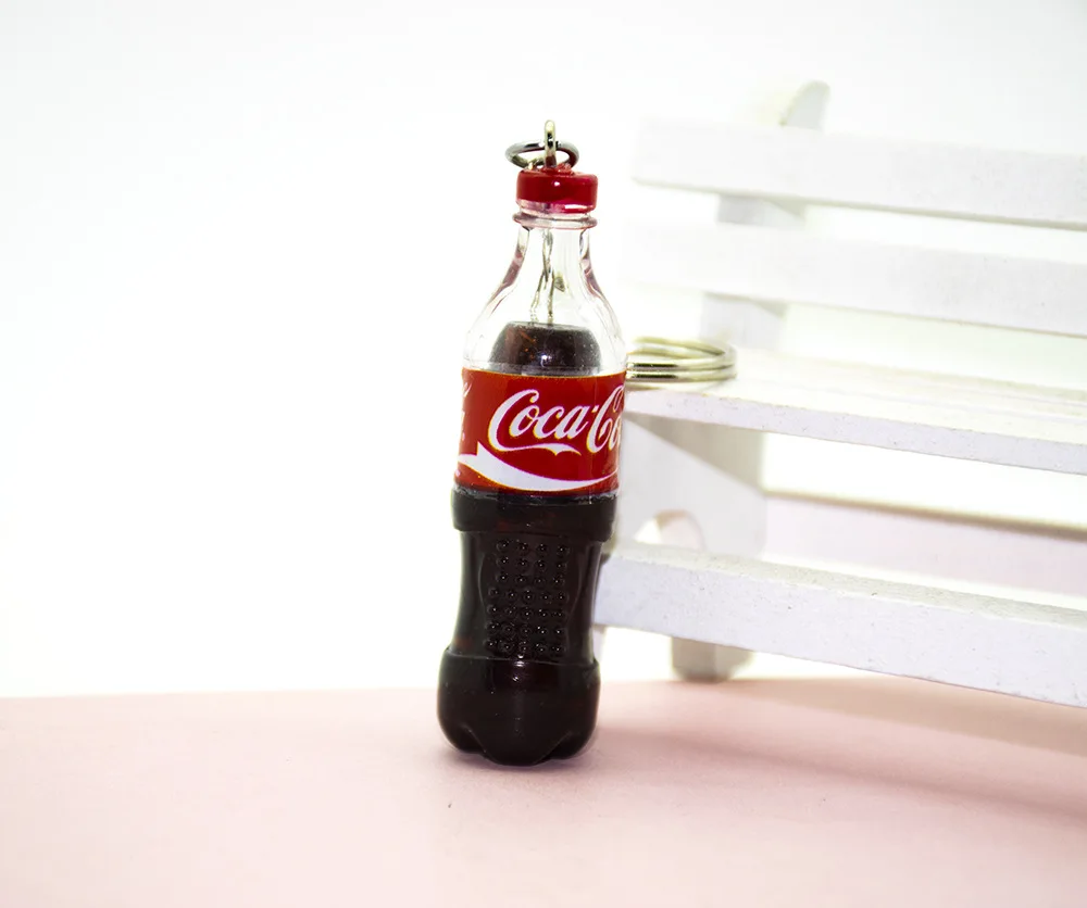 2022 Wholesale Mini Beverage Bottle Keychain Pendant Wholesale Simulation Carbonated Drink Bottled Keyring