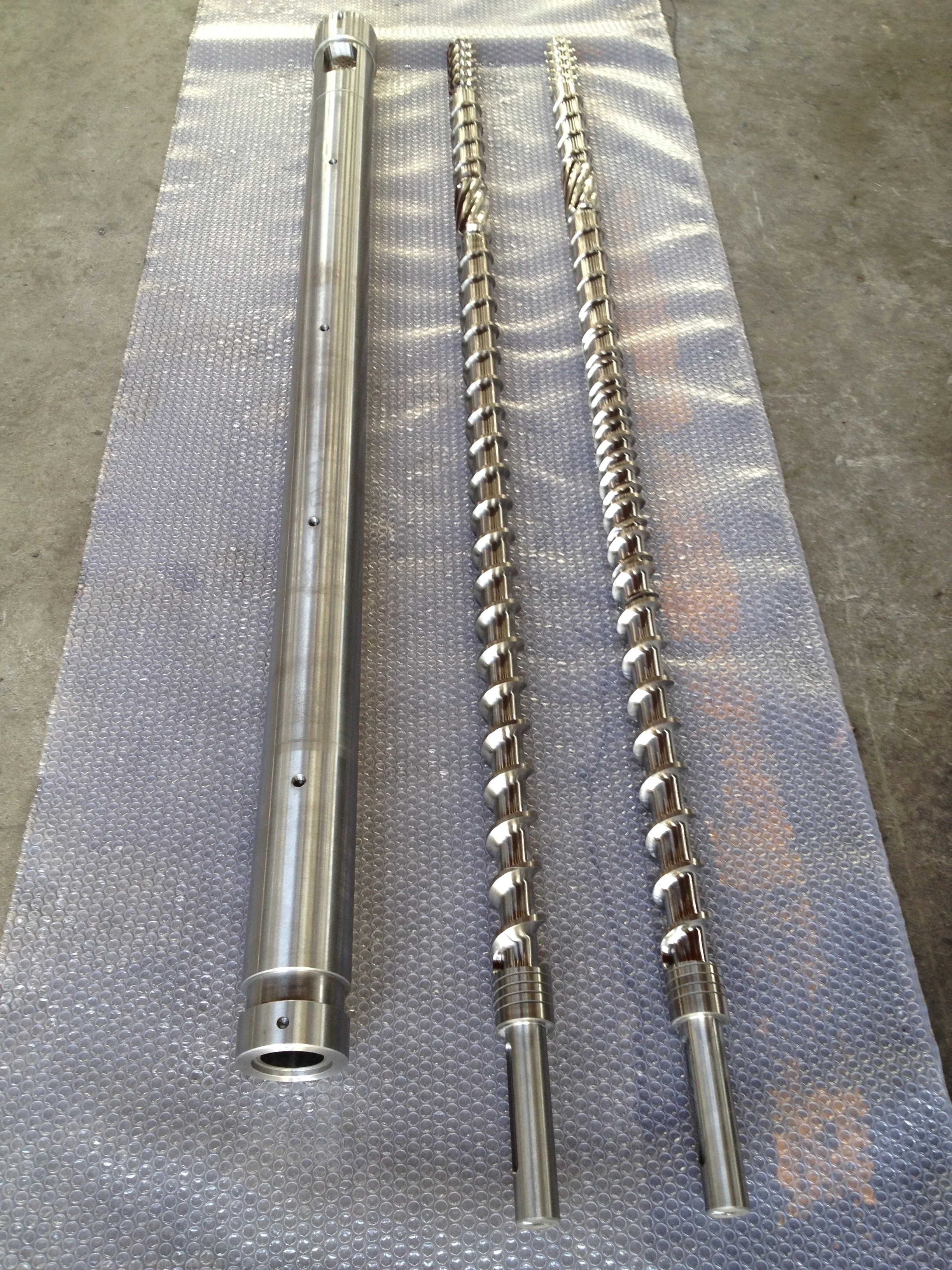 Customized machinery,Hot sale extruder screw barrel for plastic extruder machine