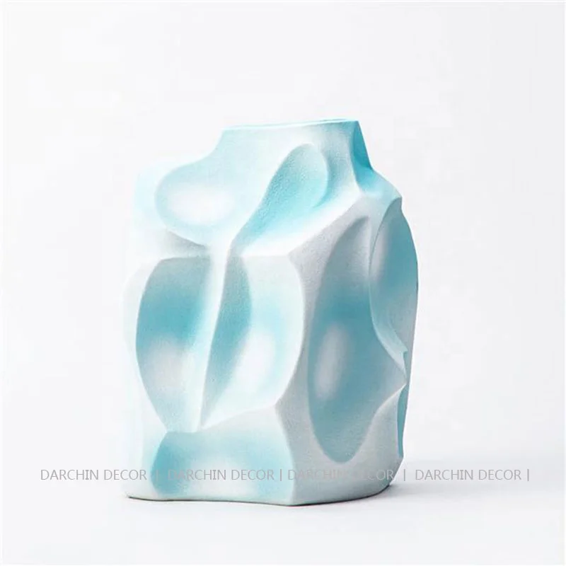 Bule and white resin vases soft color matching ornaments tabletop modern style home decoration