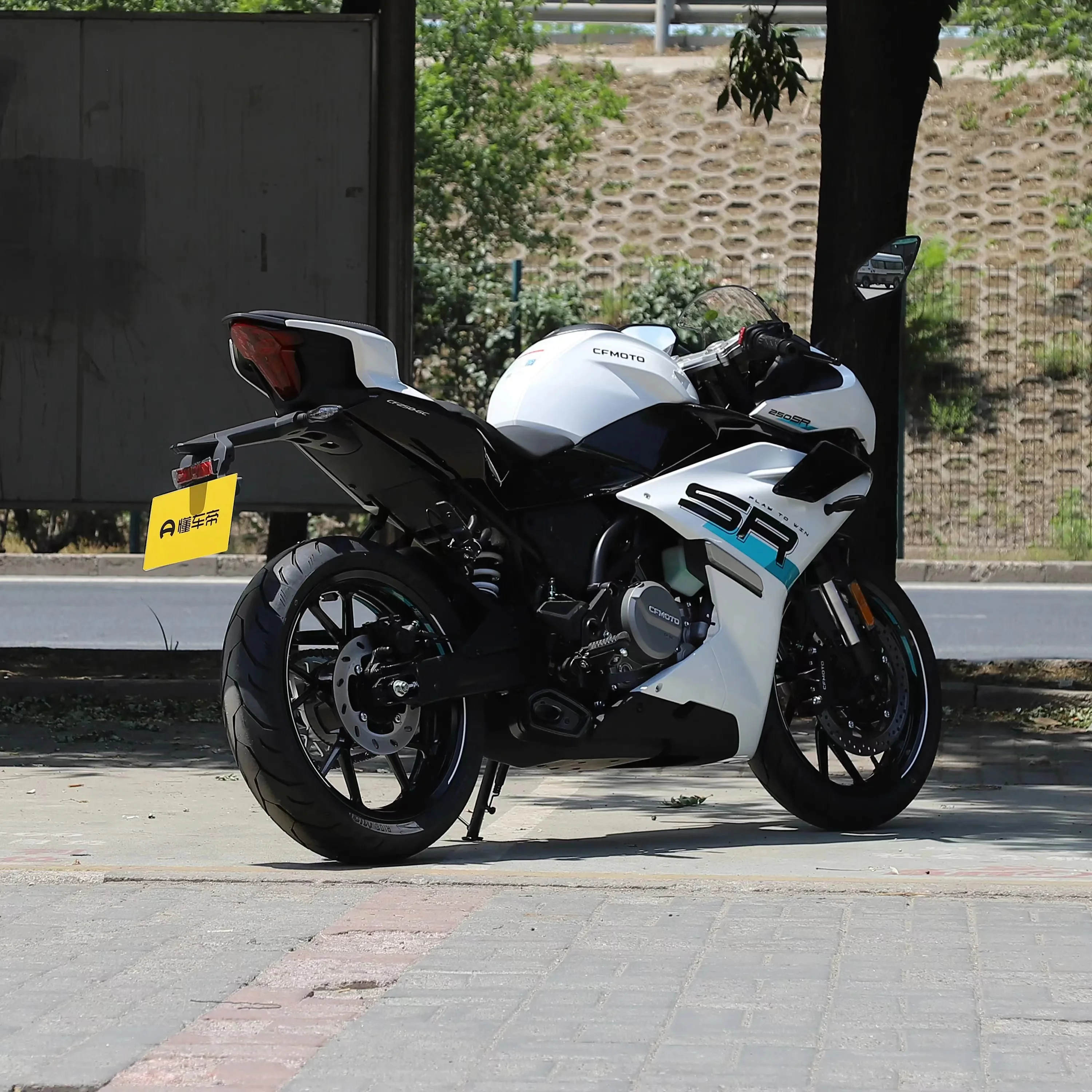 Chunfeng Gasoline Motorcycle Wholesale 2 Wheel Off-road 200cc Motorcycle 100% new car Sports car