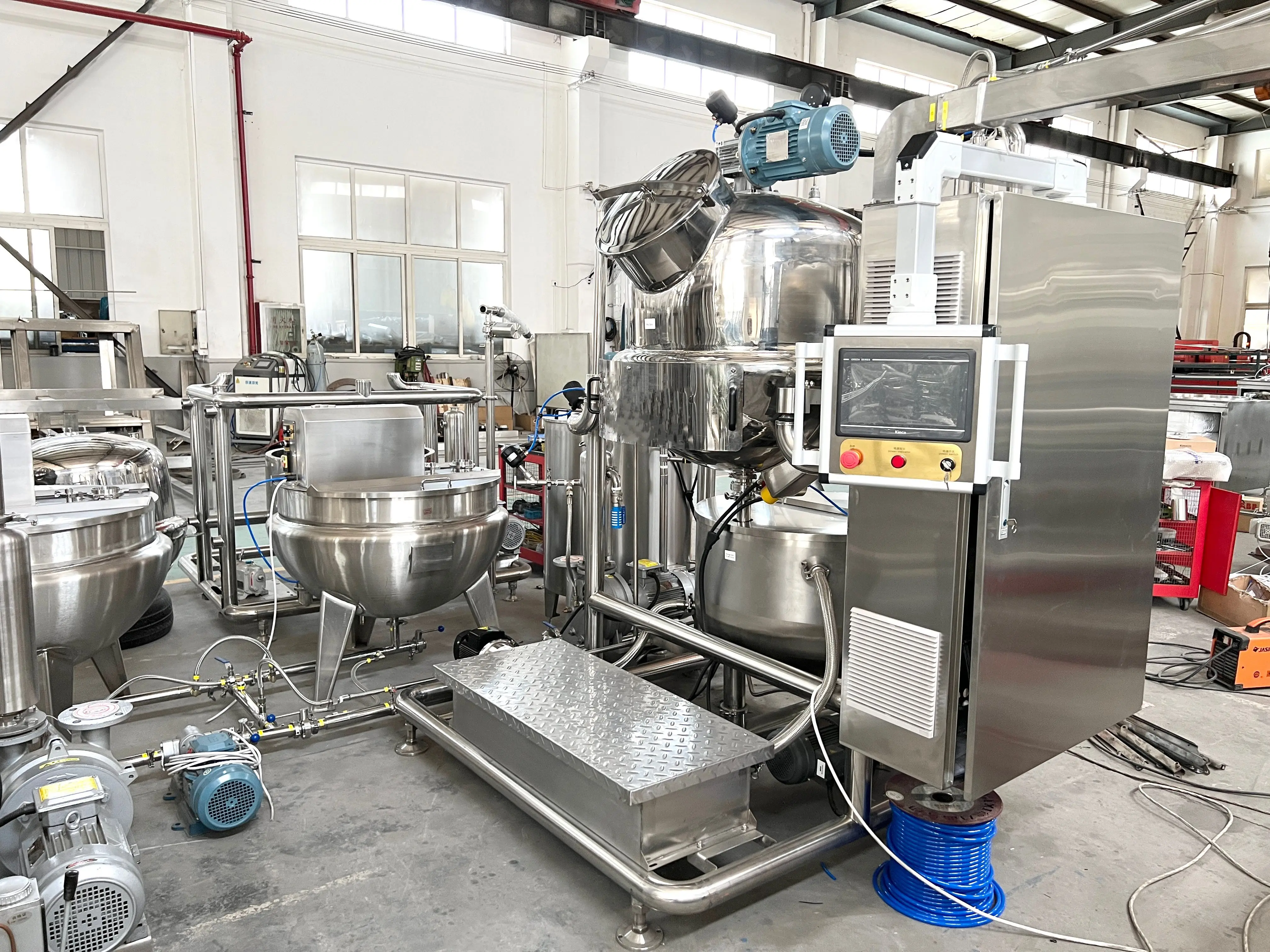 Candy Production Line Gummy Making Machine Full Automatic Filling Jelly Soft Gummy Lollipop Candy Production Line Equipment