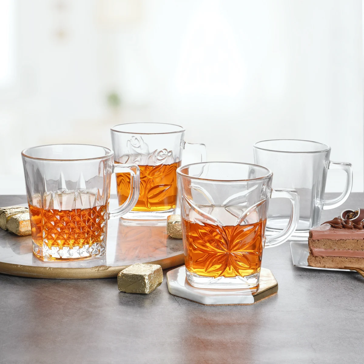 JINGHUANG  wholesale 300ml 500ml 750ml 1 liter Customize Unbreakable Lead-free Glass Beer Mugs with Handles