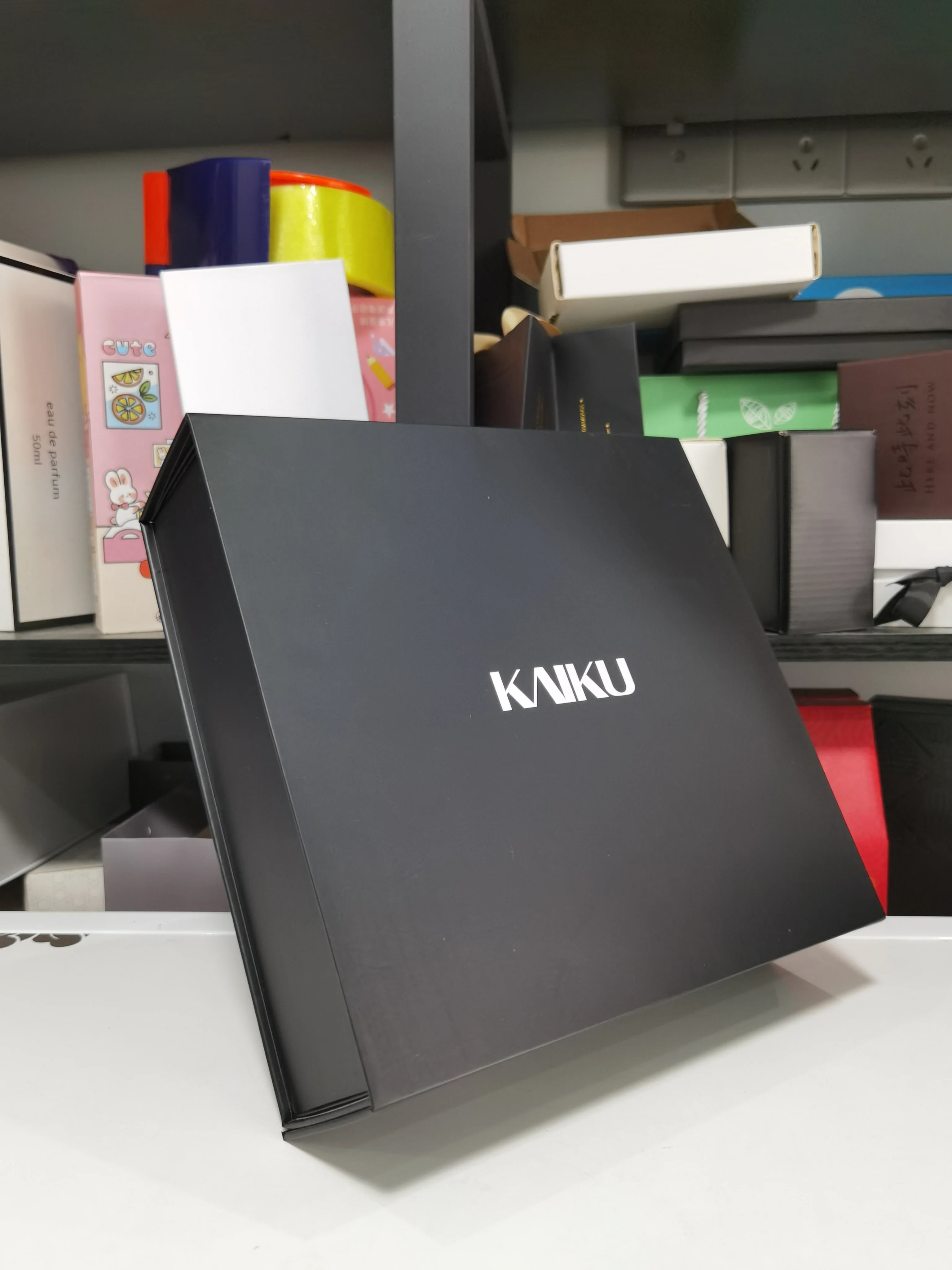 Custom luxury black with foldable magnetic box flip closure rigid gift cardboard shoe packaging box