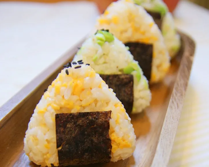 Commercial triangle sushi  rice ball food press forming  machine