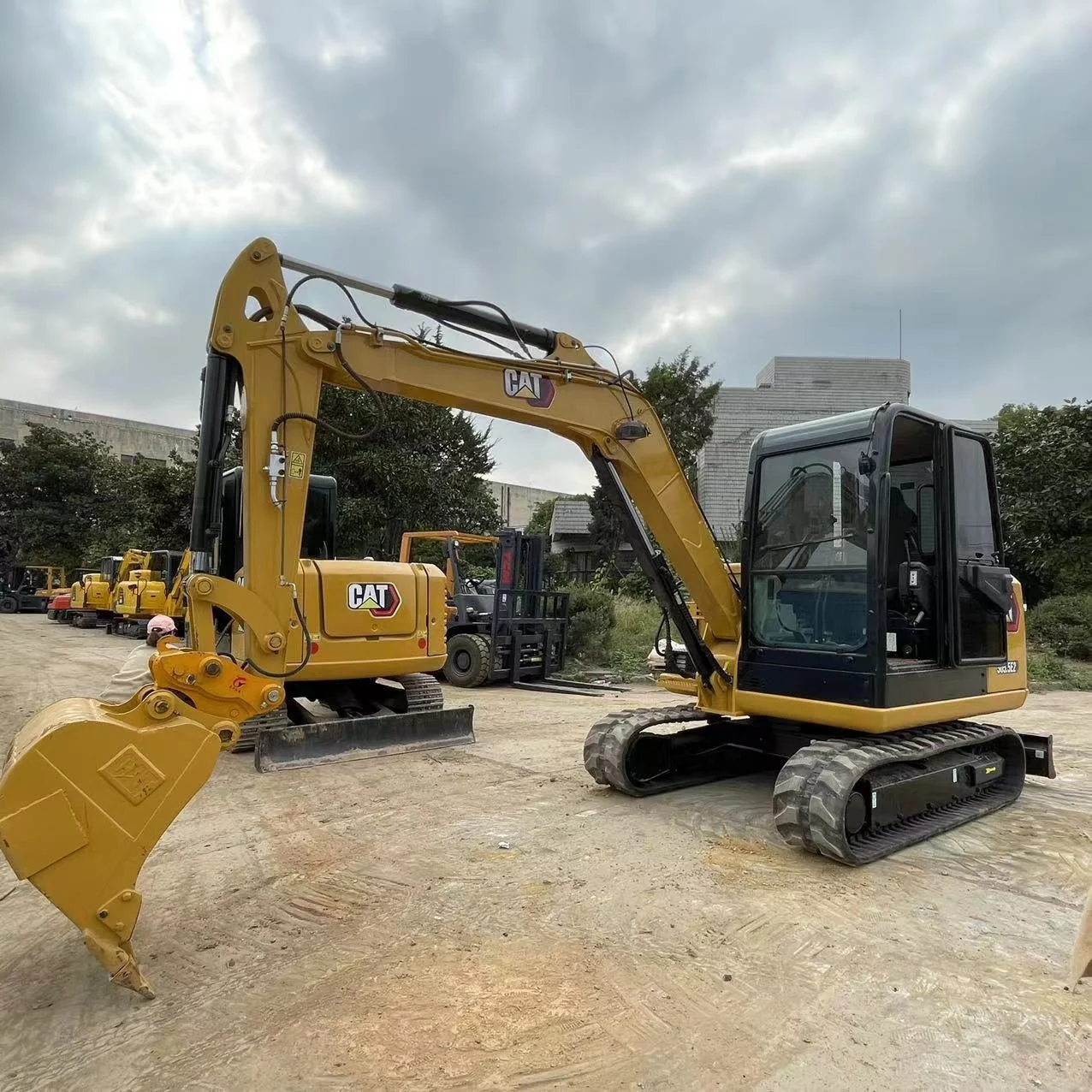 secondhand 5.5 ton cat 305.5 used crawler excavator caterpillar 305.5e2 small 305 306 307 308 e2 digger excavators