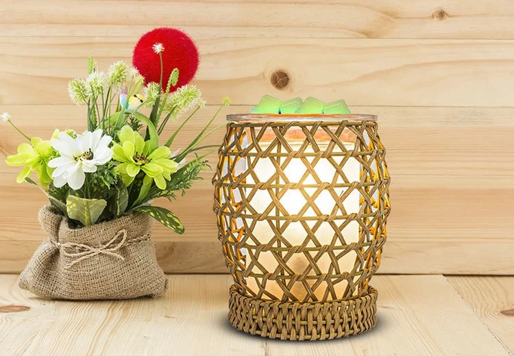 
2021 Handmade bamboo and rattan aromatherapy lampessential oil lamp for bedroom Fragrance Oil Night Light 