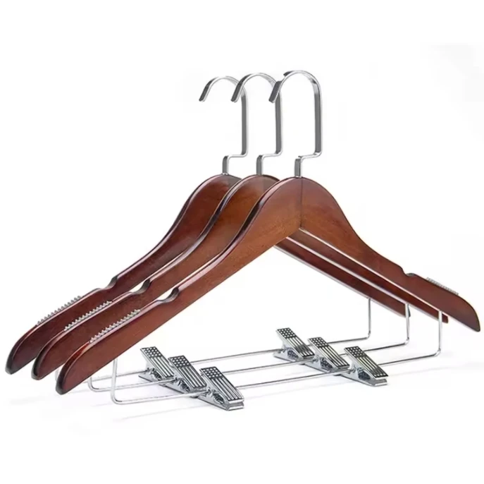 Cabide de madeira vintage style antique wooden hanger with rotating hook