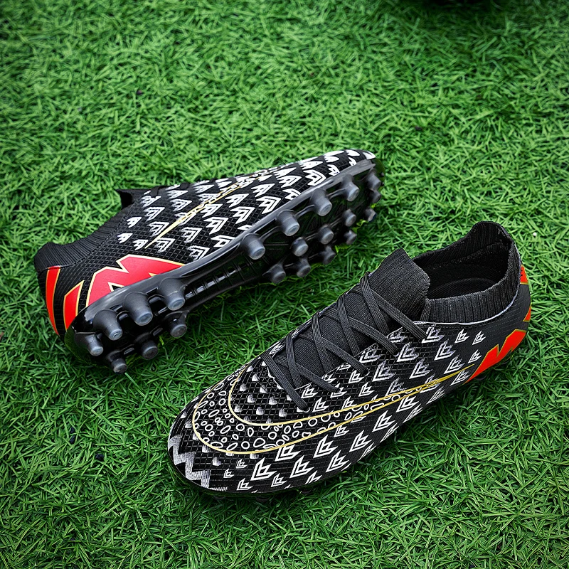 Factory Direct Wholesale Men Outdoor Sport football shoes black Kids Soccer Shoes Low Price Football Shoes Custom