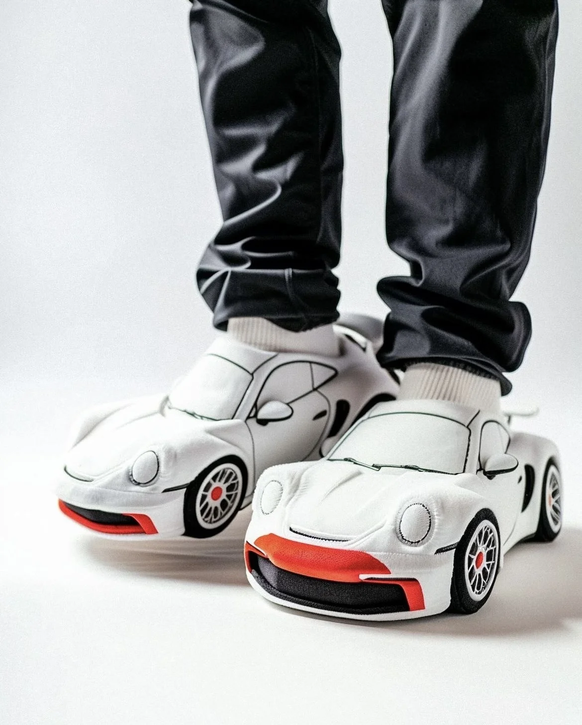 Cool Racing Soft Anti-Slip Outdoor Platform Slippers for Spring Summer & Autumn Eva Outsole Material for Home Use
