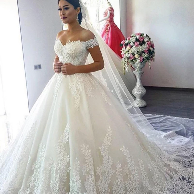 Wholesale New Style White Trailing Lace Wedding Dress for Bride Off-shoulder Slim V Neck Long Trail Sleeveless Wedding Dresses