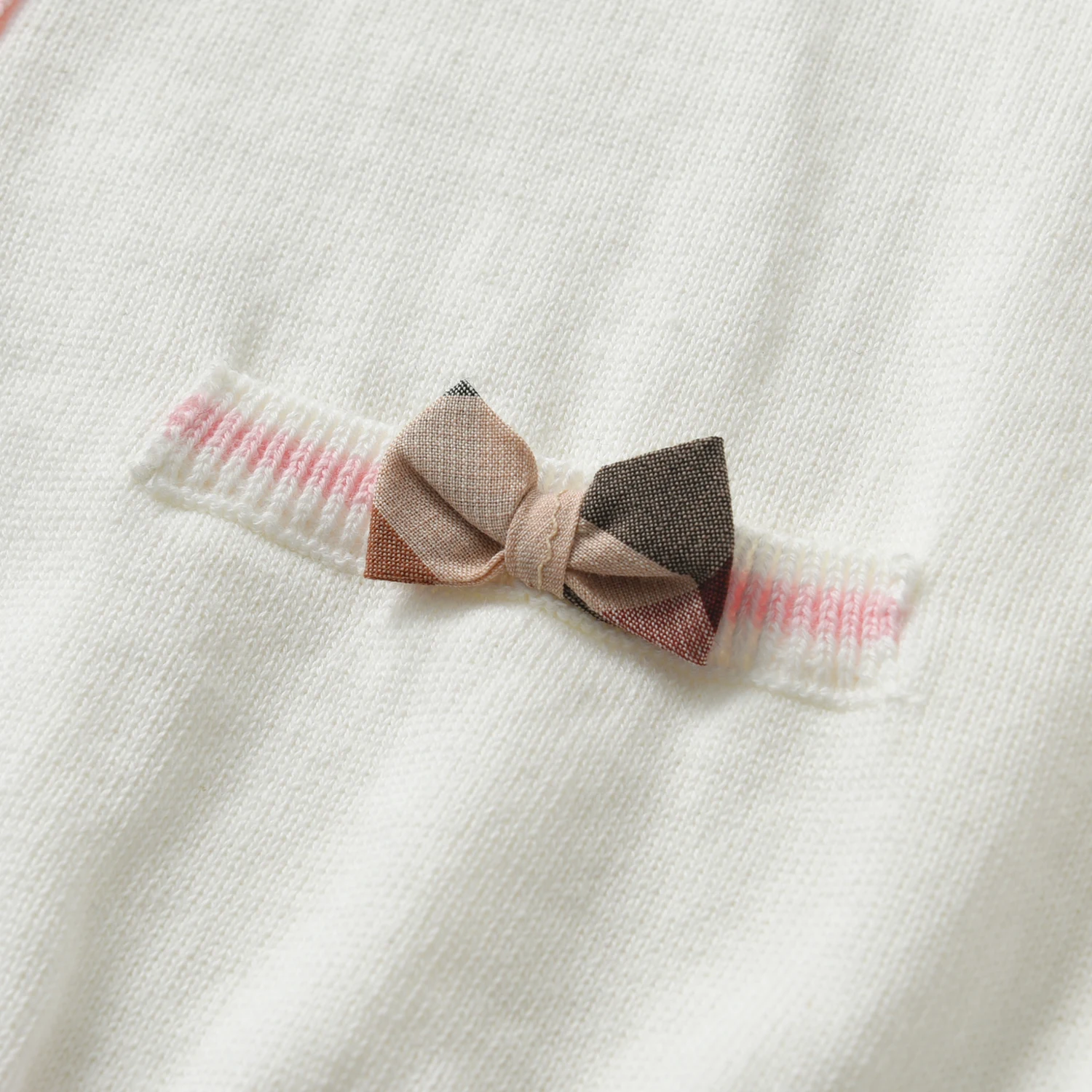 Custom ODM OEM Kids White Knitted Cardigan Organic Cotton Long Sleeve Bow Design With Button Baby Knit Sweater