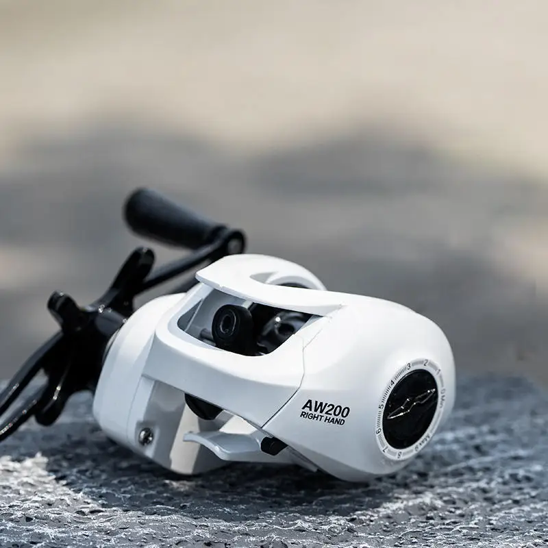 3+1bb 6.3: 1 Gear Ratio 8kg Drag Power White Left & Right Hand Bait Casting Sea Saltwater Baitcasting fishing Reel