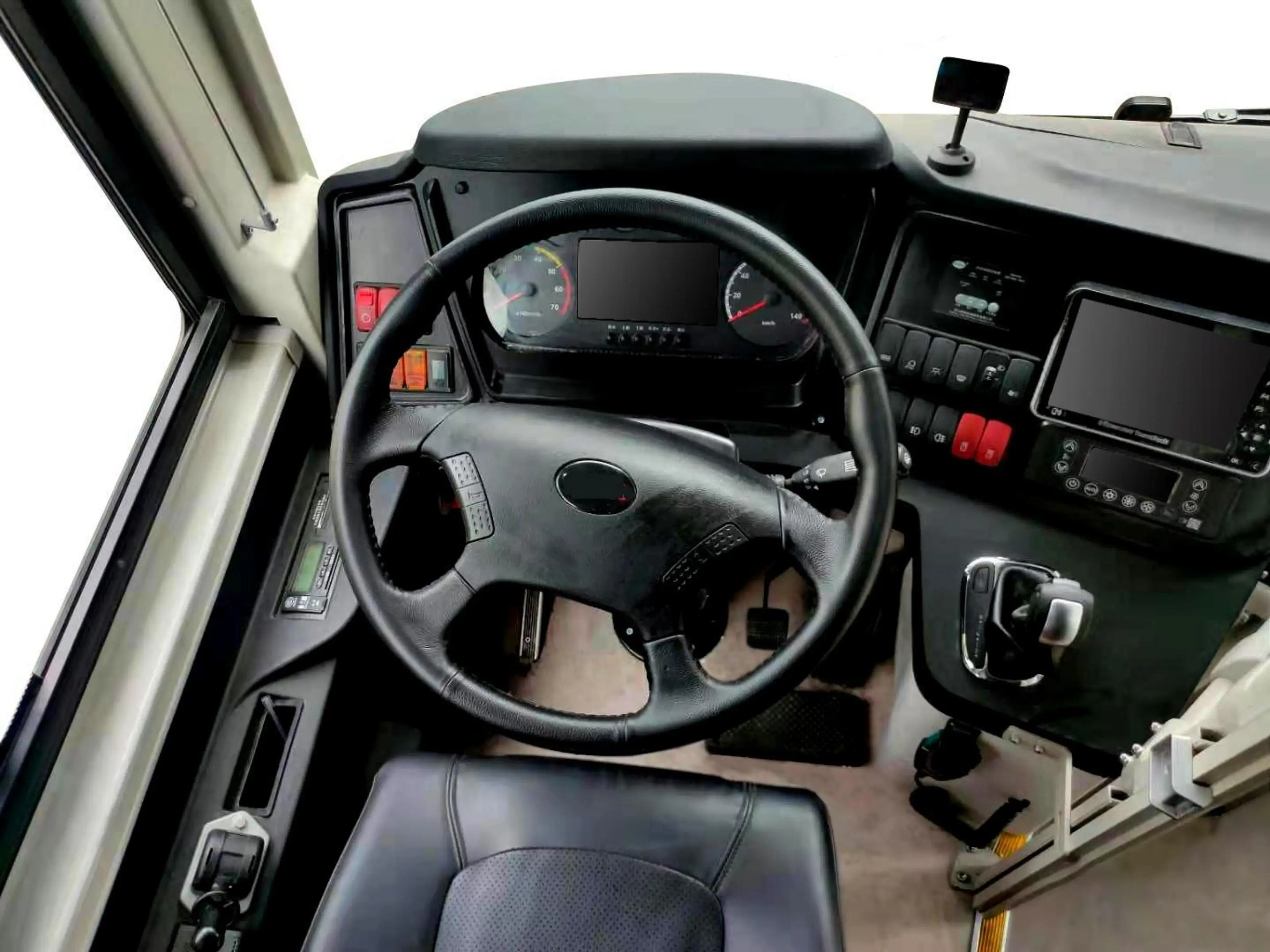 
SYP SHE6850PEV 8.5 meter pure electronic bus with 60 passenger load ECE approve 