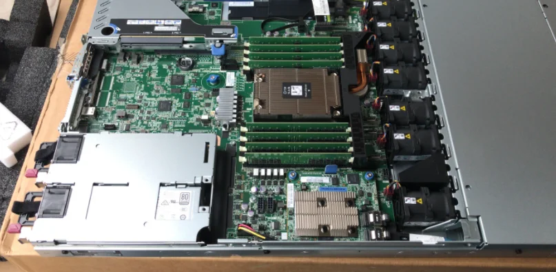 NEW HPE ProLiant DL325 Gen10 32 core EPYC 7502P 256GB RAM 10 3.2TB NVMe 1U Server