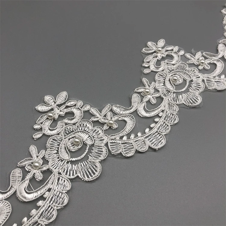 Wholesale White Handmade  Small Bead Guarnicao De Renda Olivet French Mesh Scalloped Tulle Beaded Border Lace Trim