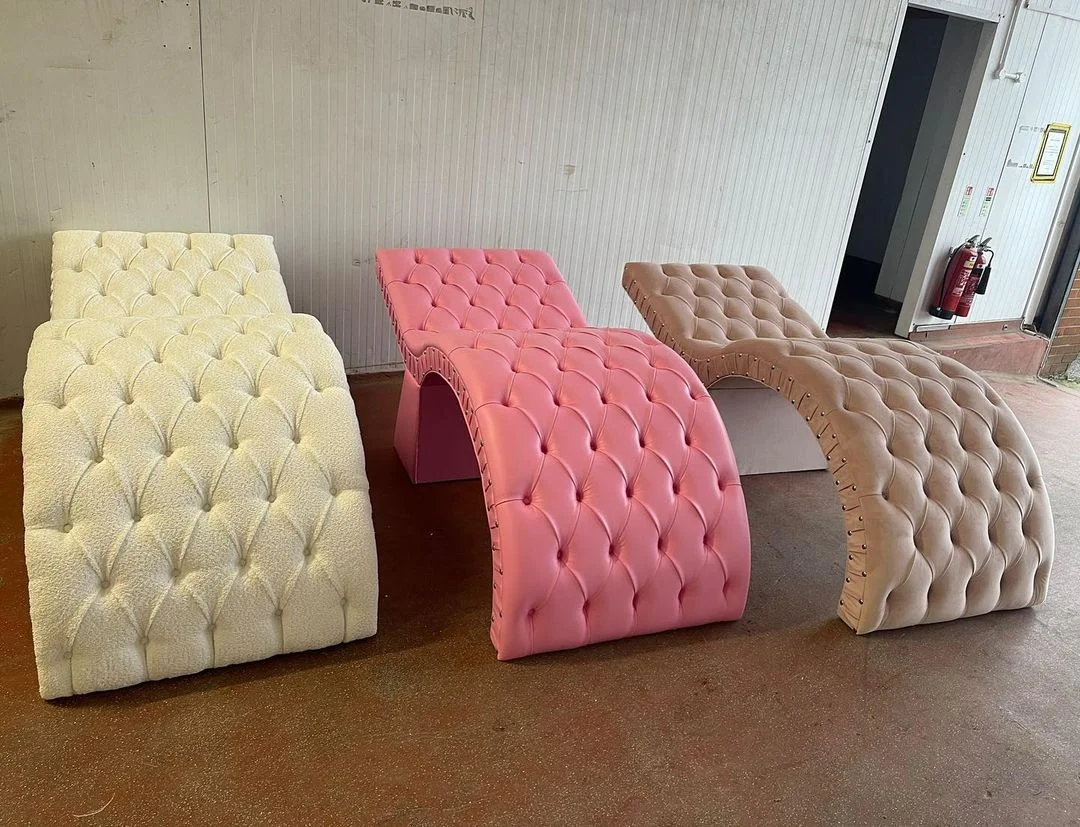 Simple and comfortable beauty salon dedicated skin management massage curve bed lash bed for sale