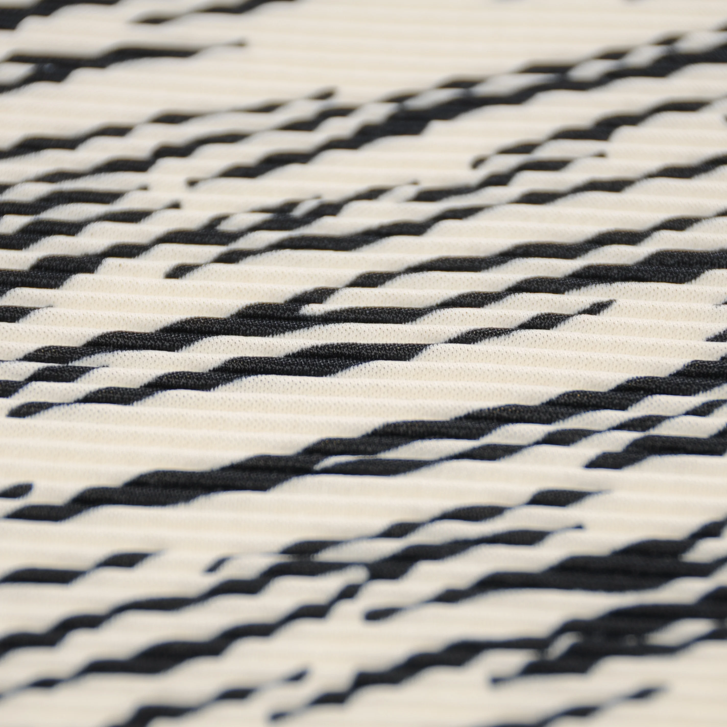 HIGH QUALITY KNITTED PLEATED CUSTOMIZED PRINTED FABRIC FOR GARMENTS