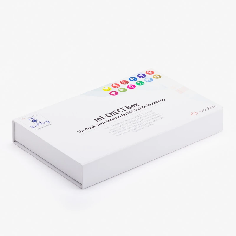 Clamshell-type Custom Logo Printed Luxury Packaging Gift Boxes With Magnetic Flip-open Cardboard Box EPE Foam Insert