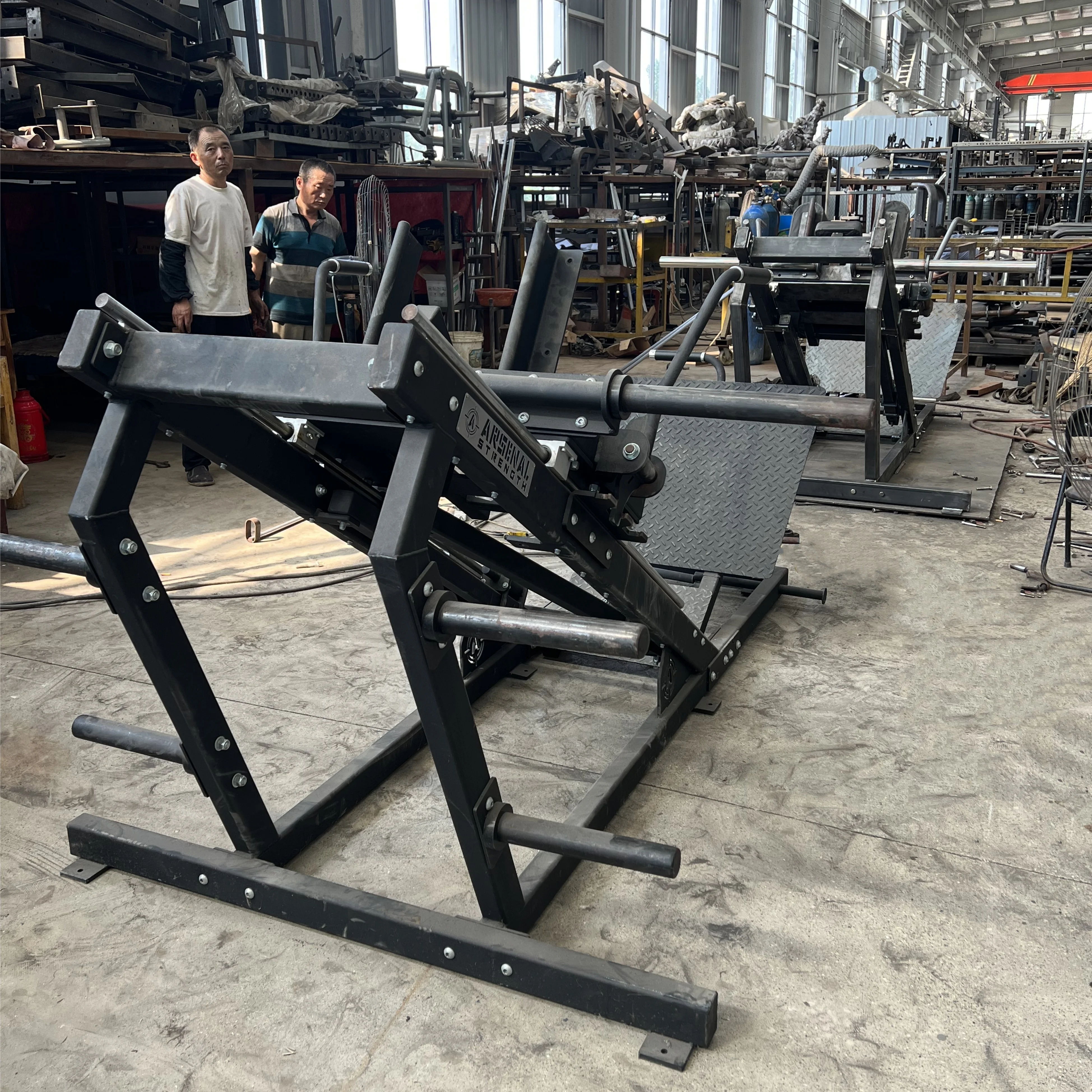 ARSENALL STRENGTH Hammers Strength Best Hack Squat Fitness Machine