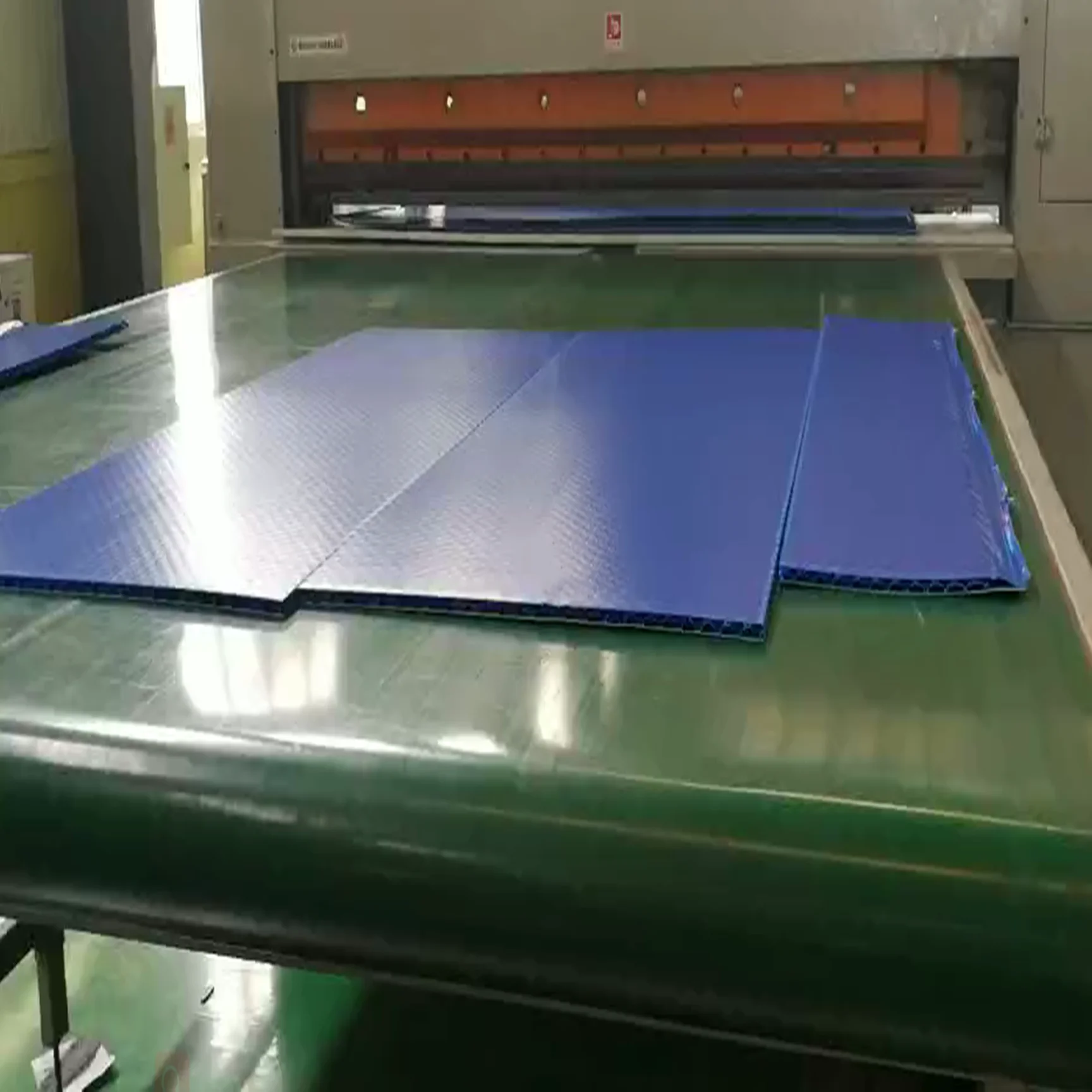 plastic pp honeycomb sheet polypropylene sandwich panel cellular board automotive