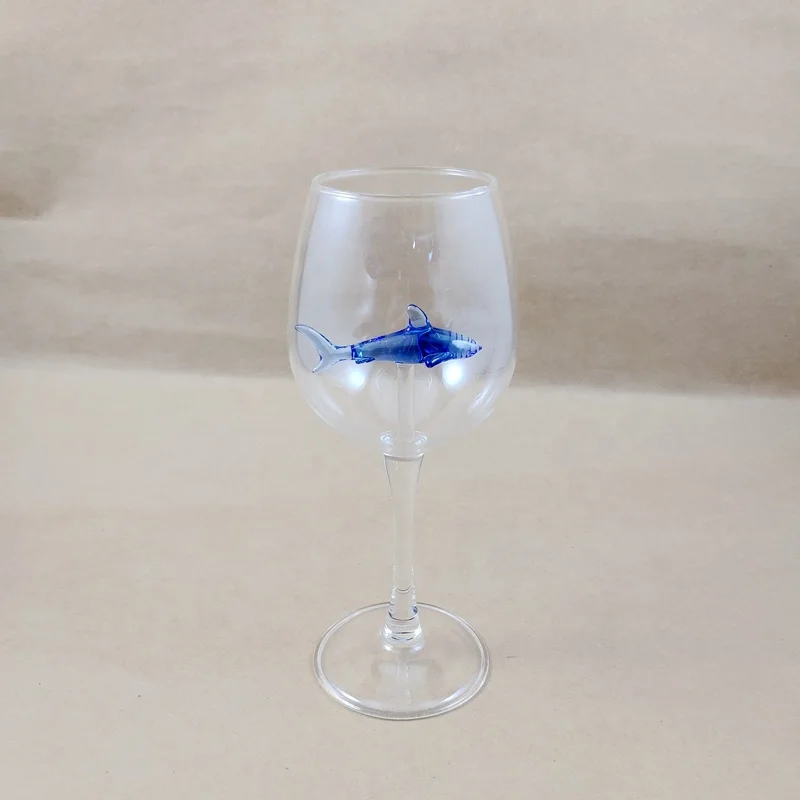 Factory Wholesale Handmade Unique Pattern Red Wine Shark Cup Glass/Blue Shark Cup/Glass Shark Cup for Supermarket Distribution