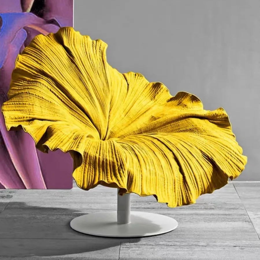 Italian Design Luxury Soft Chair Modern Velvet Petal Armchair for Living Room Furniture