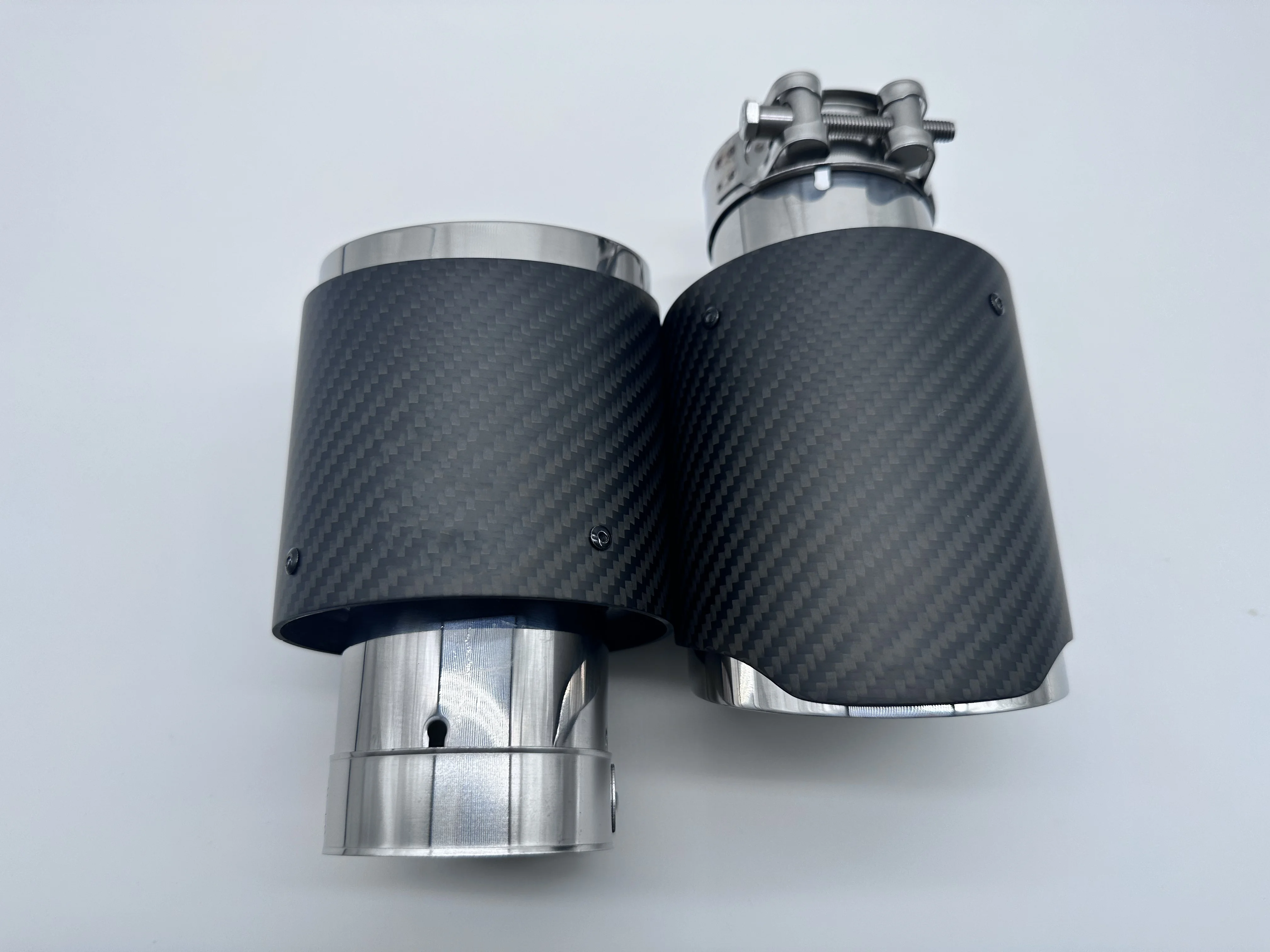 Одиночная выхлопная труба из углеродного волокна для Akrapovic