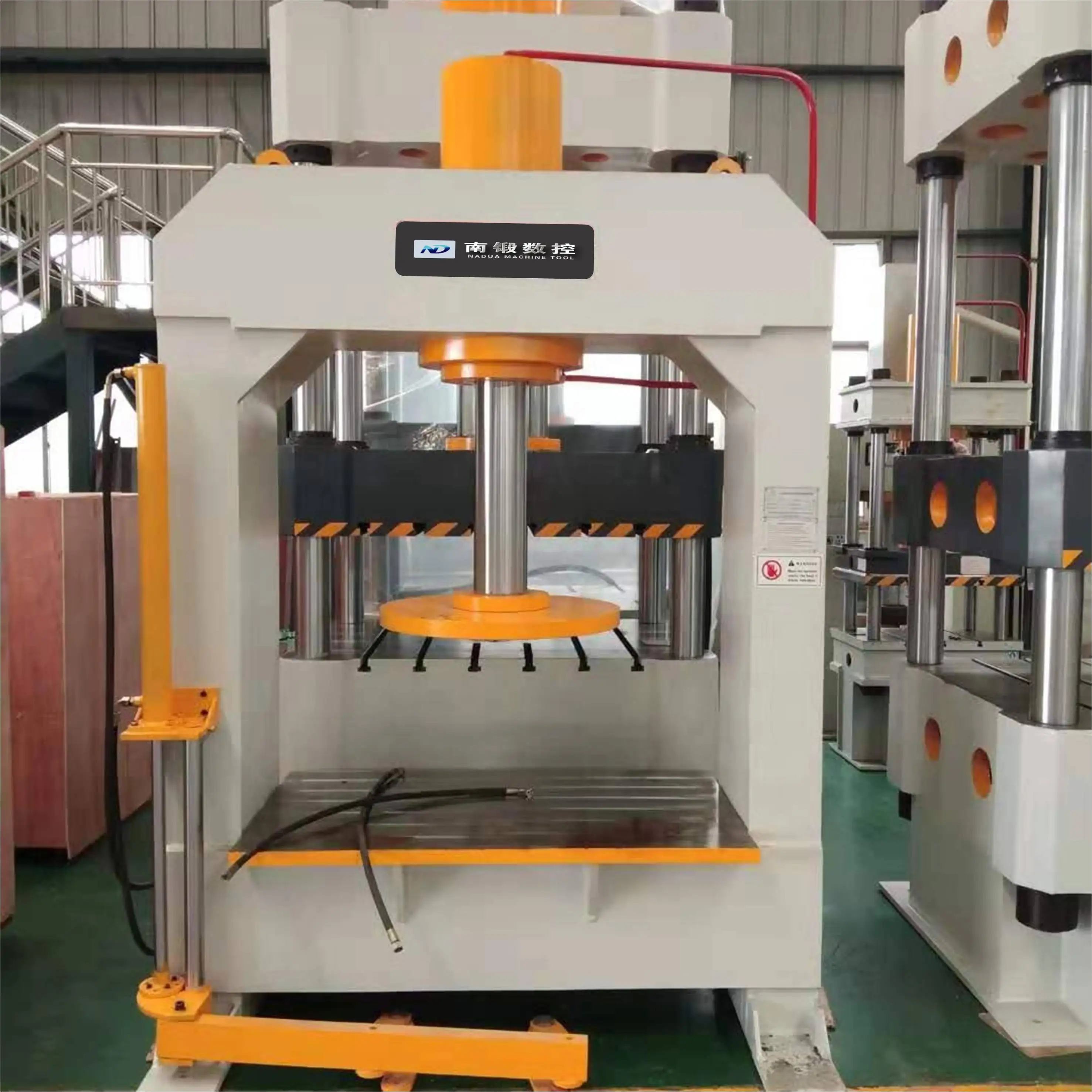 mounting forklift tire press machine 200 ton solid tyre press