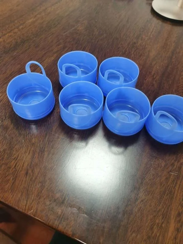 new design 16 cavity Cap mold hot runner template s136 Cap mould