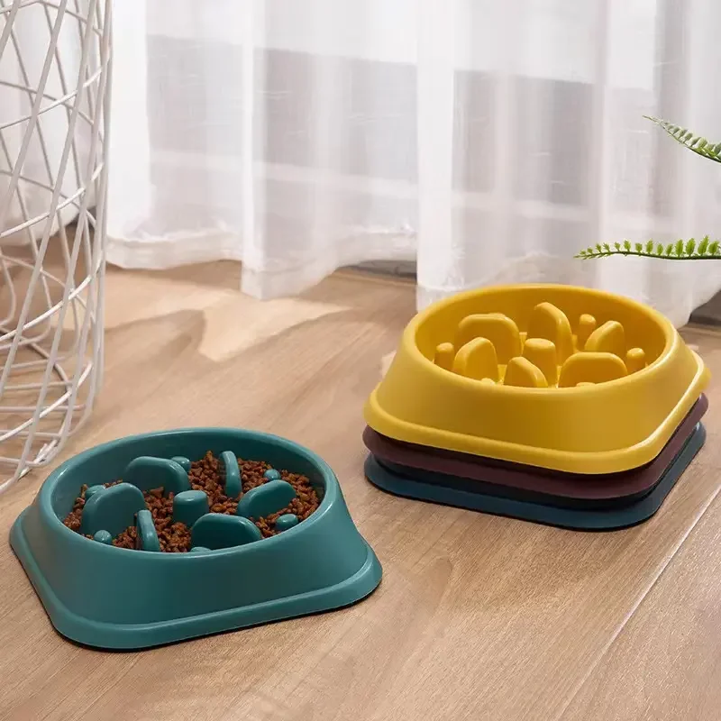 Household Round PP Luxury Pet Slow Feeder Dog Feed Food Bowl Custom Portable Dog  Bowls Slow Feeders