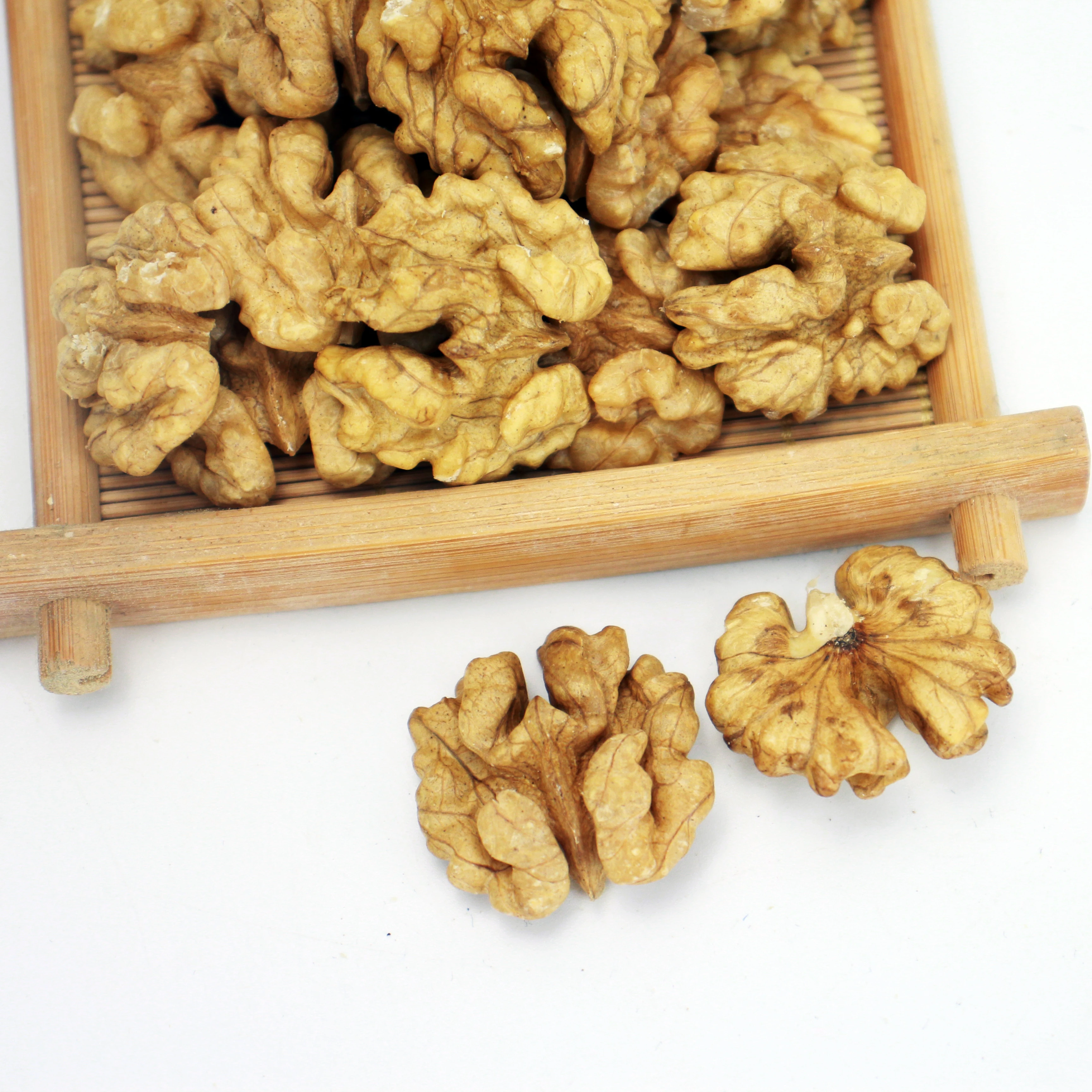 2021 Crop 185 Extra Light Half Walnut Kernels Xinjiang 185 Walnut Kernels