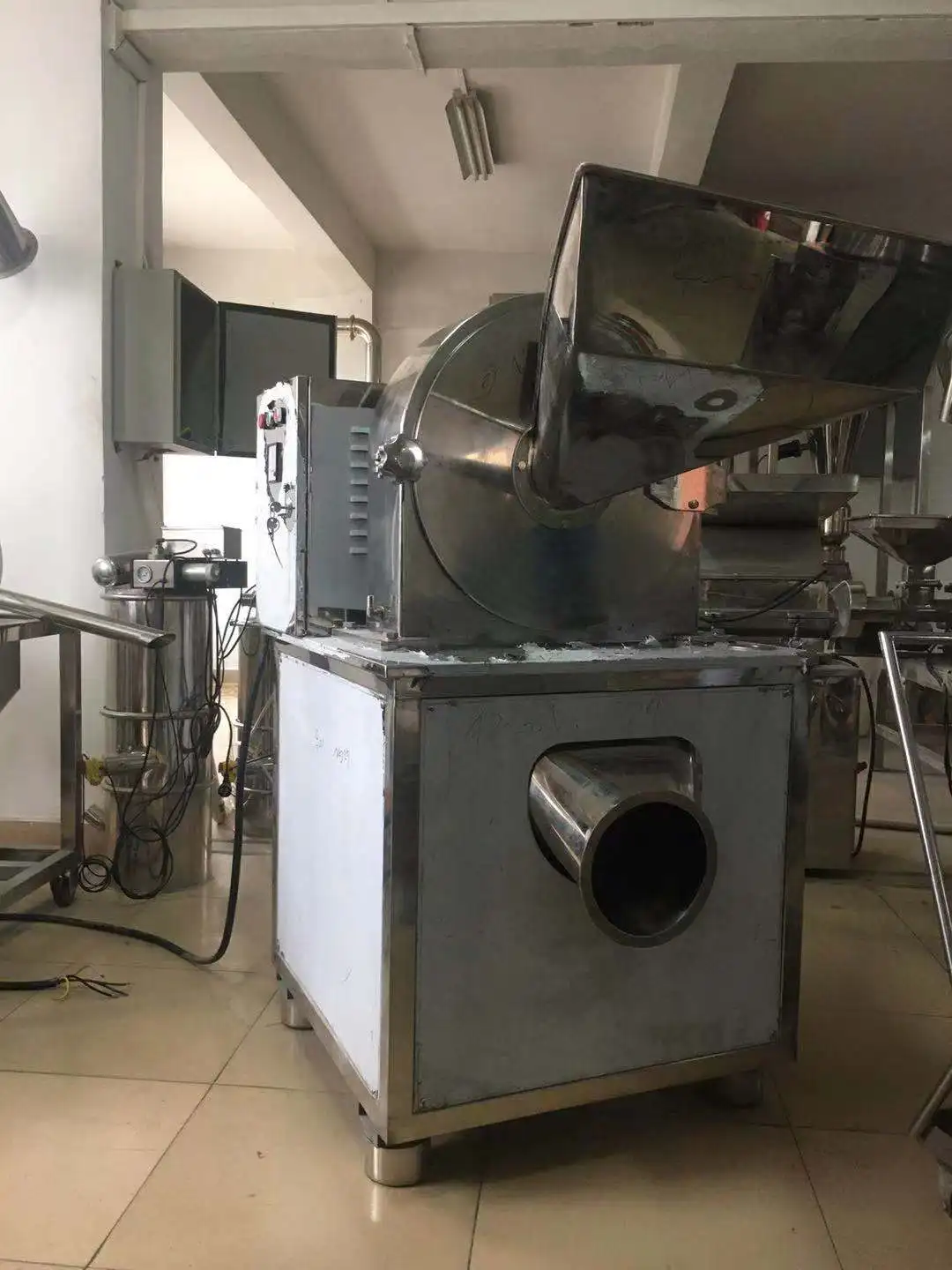 corn grinding machinery coffee bean grinding machine  industrial pepper grinding machine