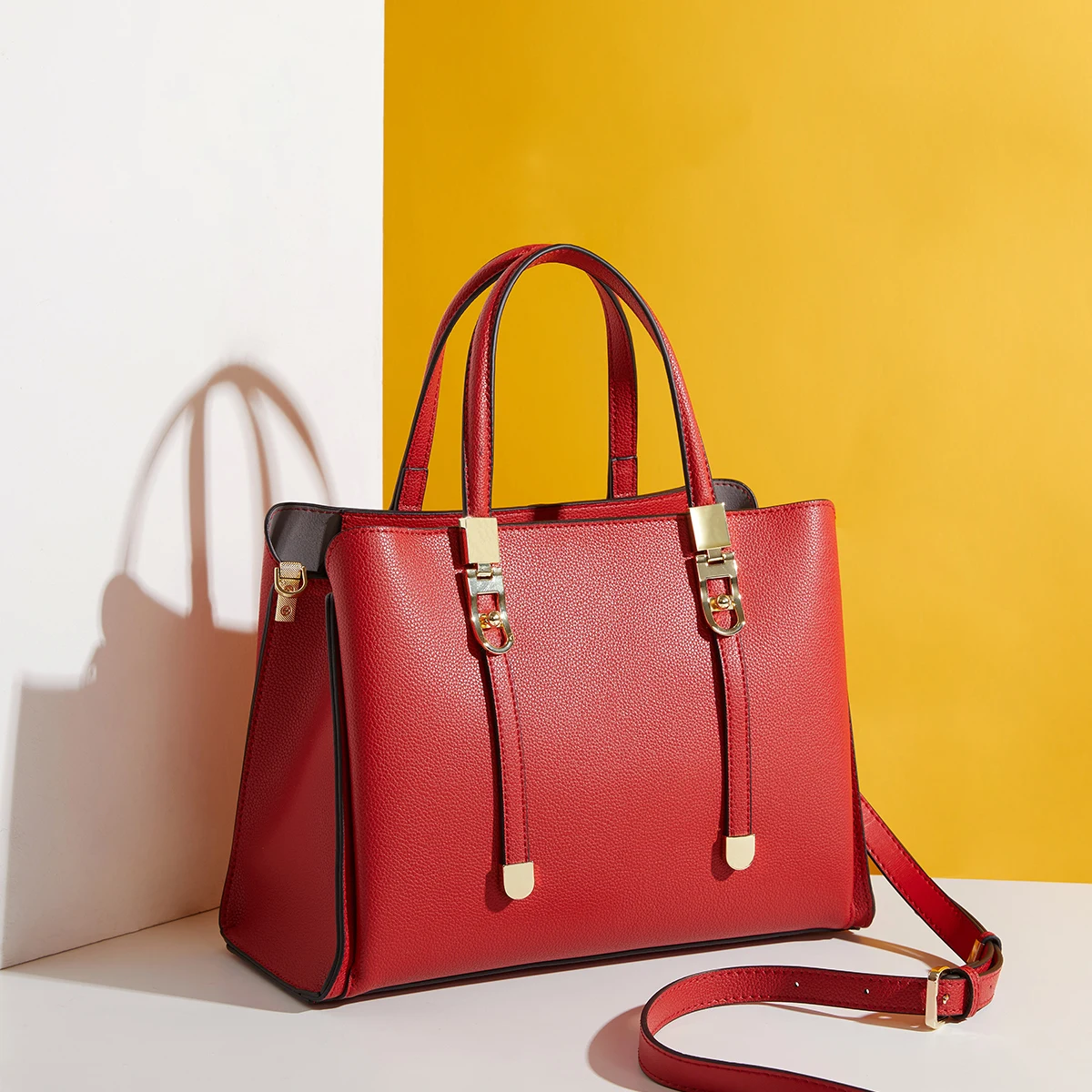 2022 High Capacity Hand Bags Private Label Bags Red Color Women Shoulder Handbags Ladies Genuine Leather Cross body Tote