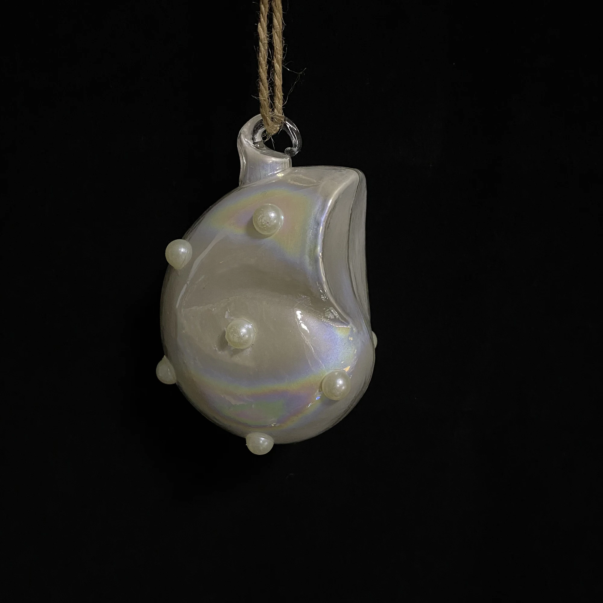 Wholesales Handpainted Ocean Xmas Ornament Glass Pearl White Sea Snail  Ornament Customized Glass Xmas Ornament